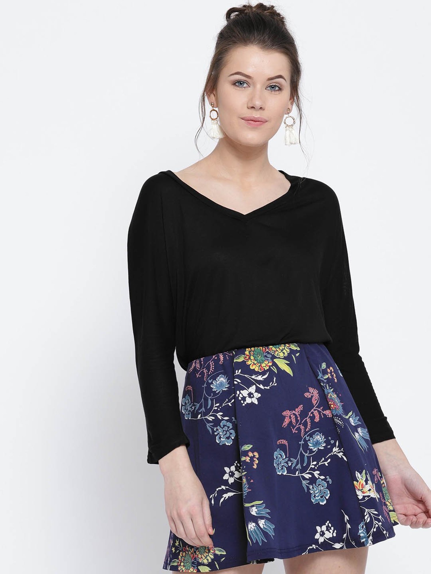 Sera Black Regular Fit Top