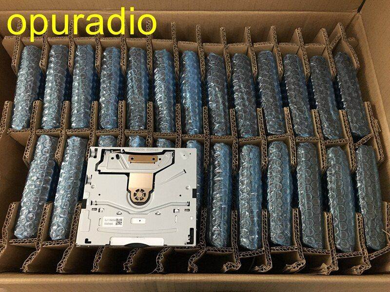 Sport Outdoor Electric Skateboard Longboard Dancing Board Double Rocker Board Waterproof Diamond Griptape Sheet Sticker Deck Sandpaper (Cloud Crance)