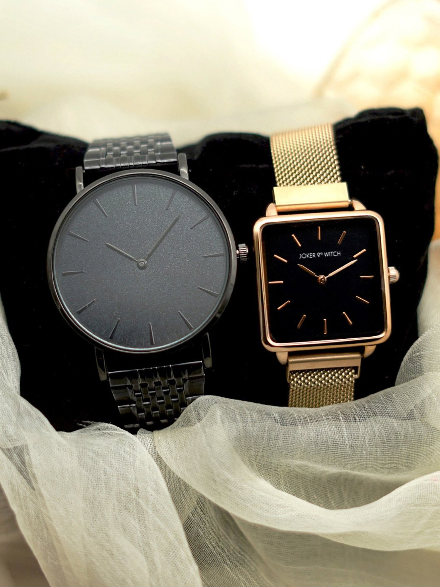 Joker & WItch JWCW61 Analog Couple Watch