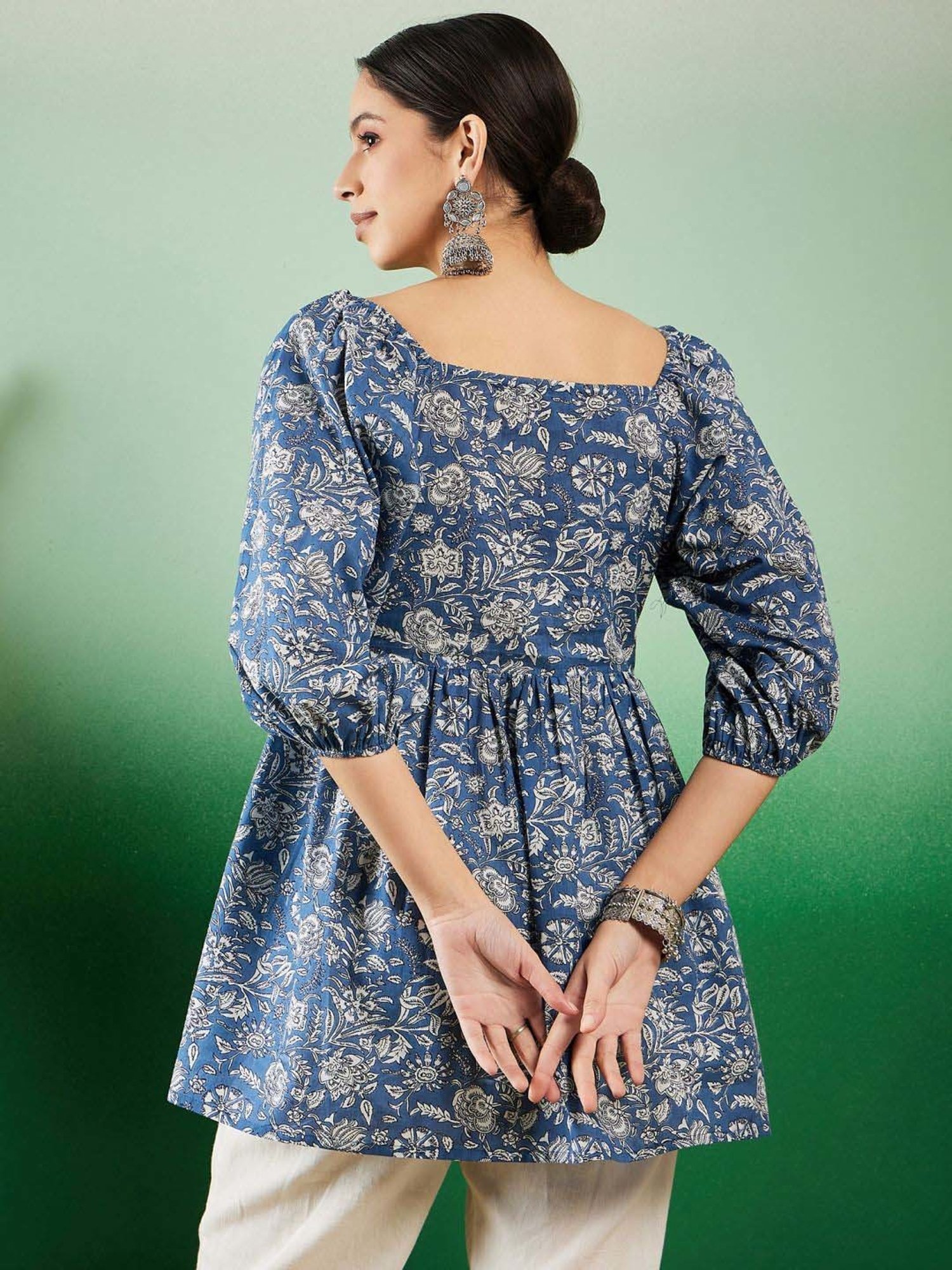 Inweave Blue Cotton Floral Print Top