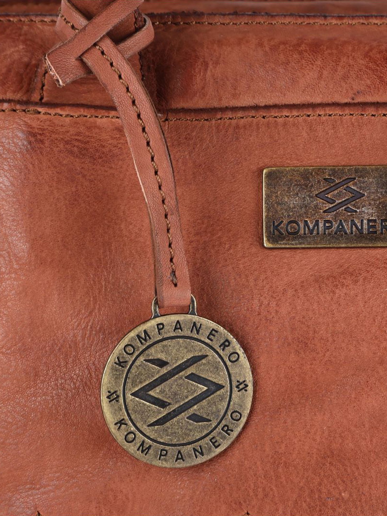 KOMPANERO Anna Cognac Leather Textured Shoulder Handbag