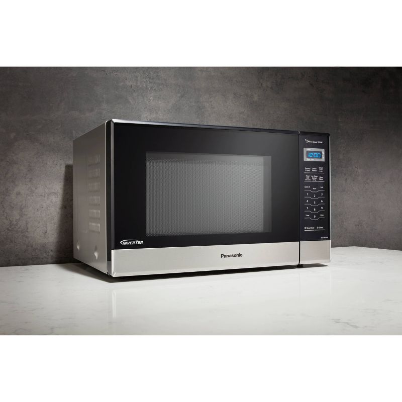 Haden 0.7 cu ft  Microwave Oven - 75031
