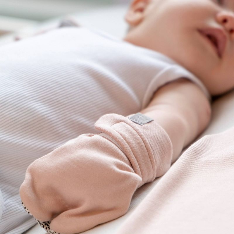 Goumi Baby Girls' Organic Cotton Mittens - Pink 0-3M