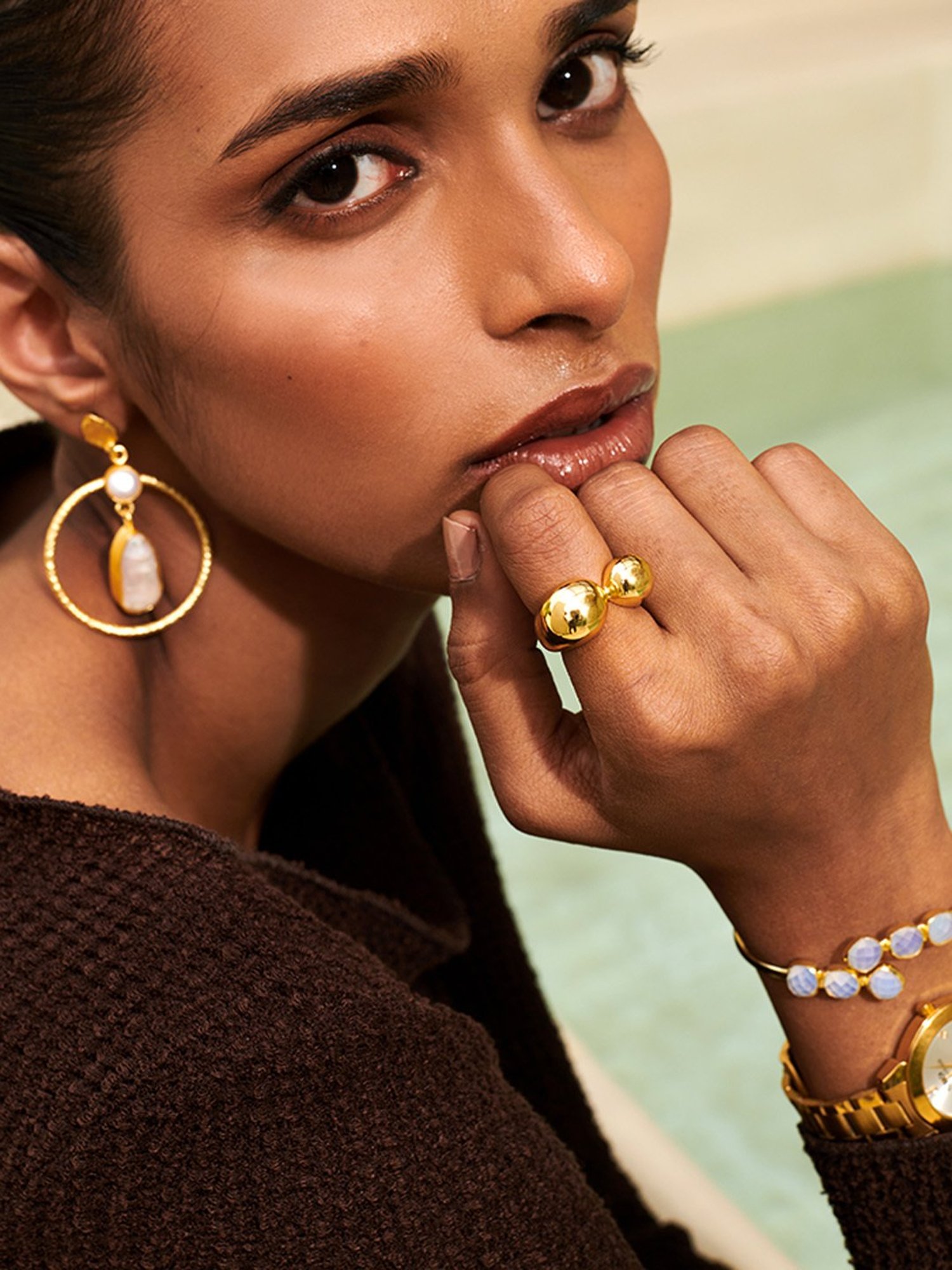 Perfectly Average Dual Pebble Ring