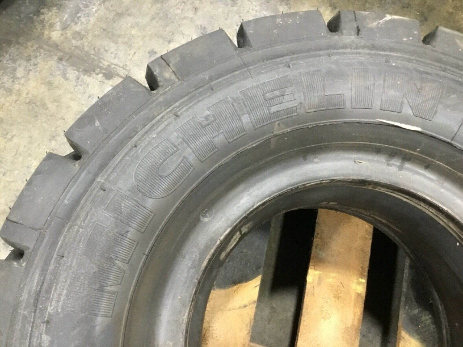 Michelin XZM 315/70R15 Industrial Radial Forklift Tire #T250