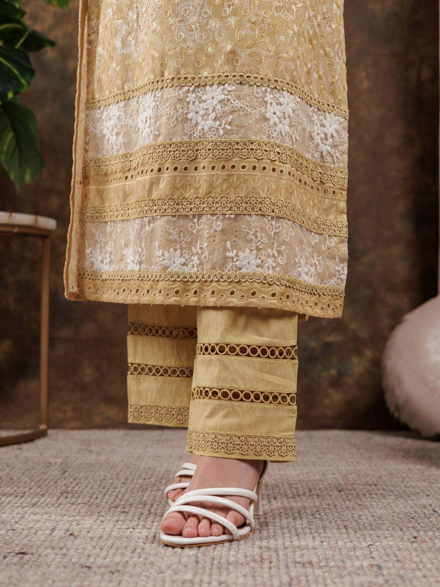 Yufta Mustard Cotton Printed Kurta Pant Set With Dupatta
