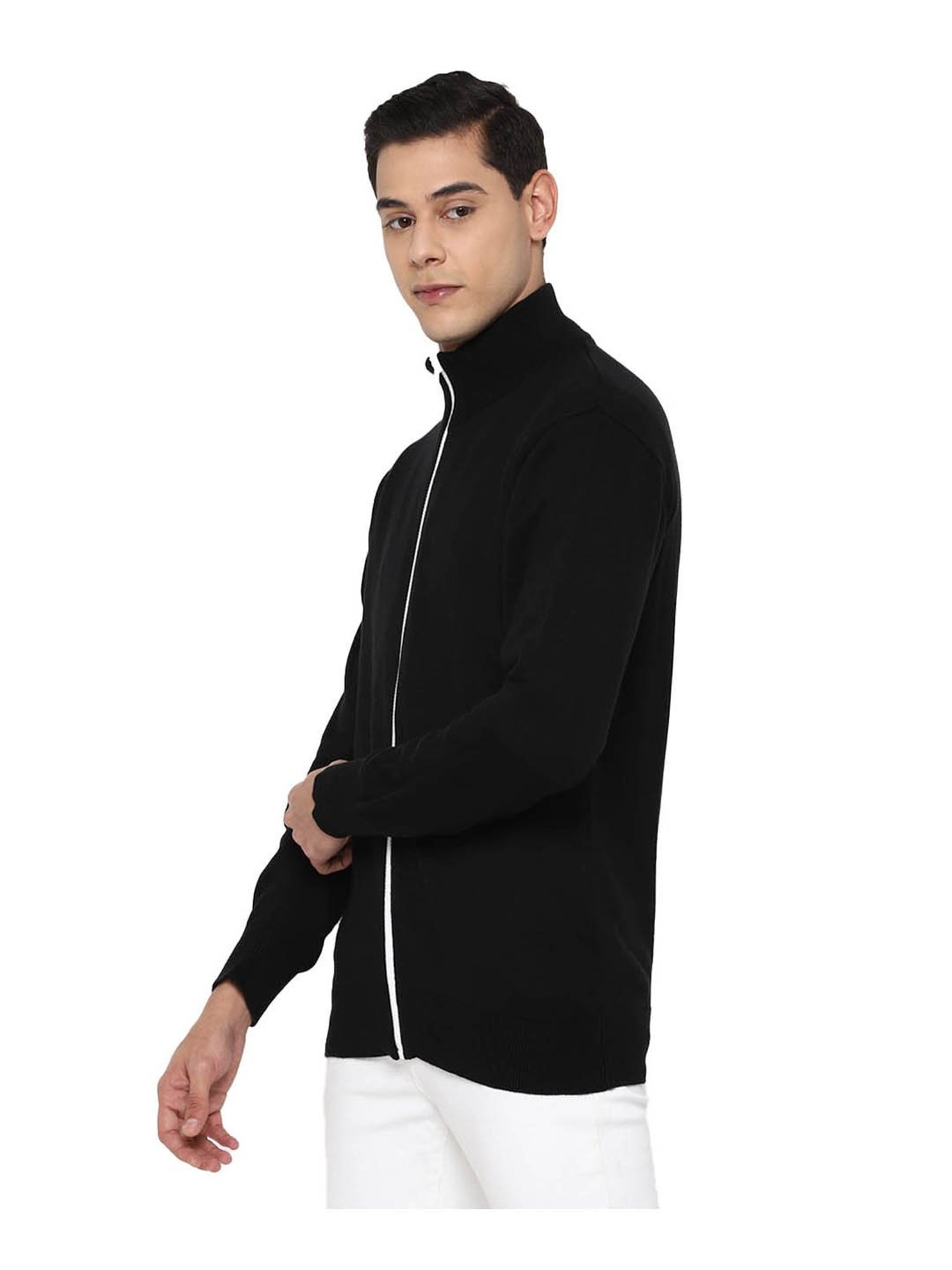 Forever 21 Black Regular Fit Sweater