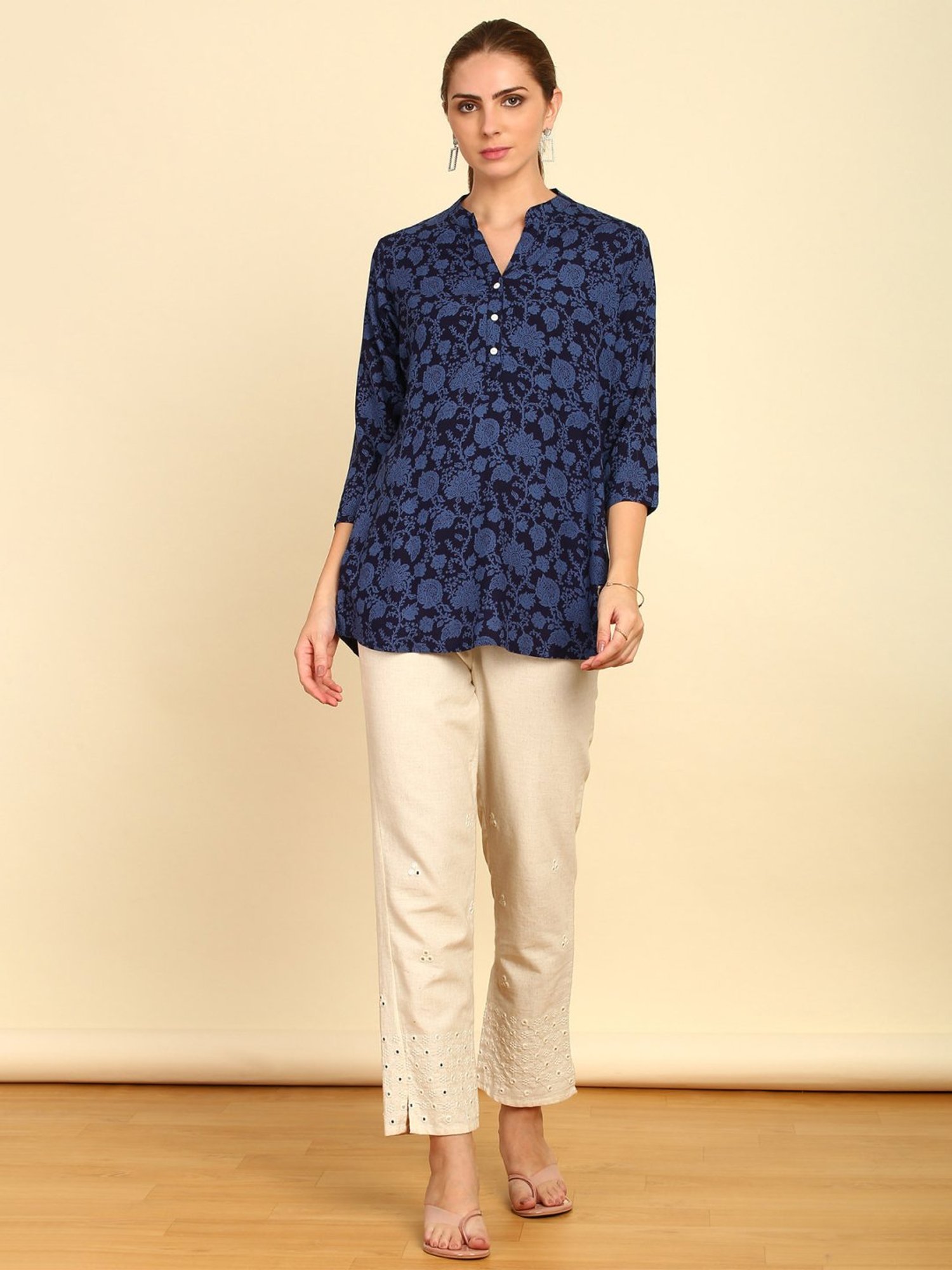 Soch Womens Navy Blue Floral Printed Mandarin Collar Rayon Tunic