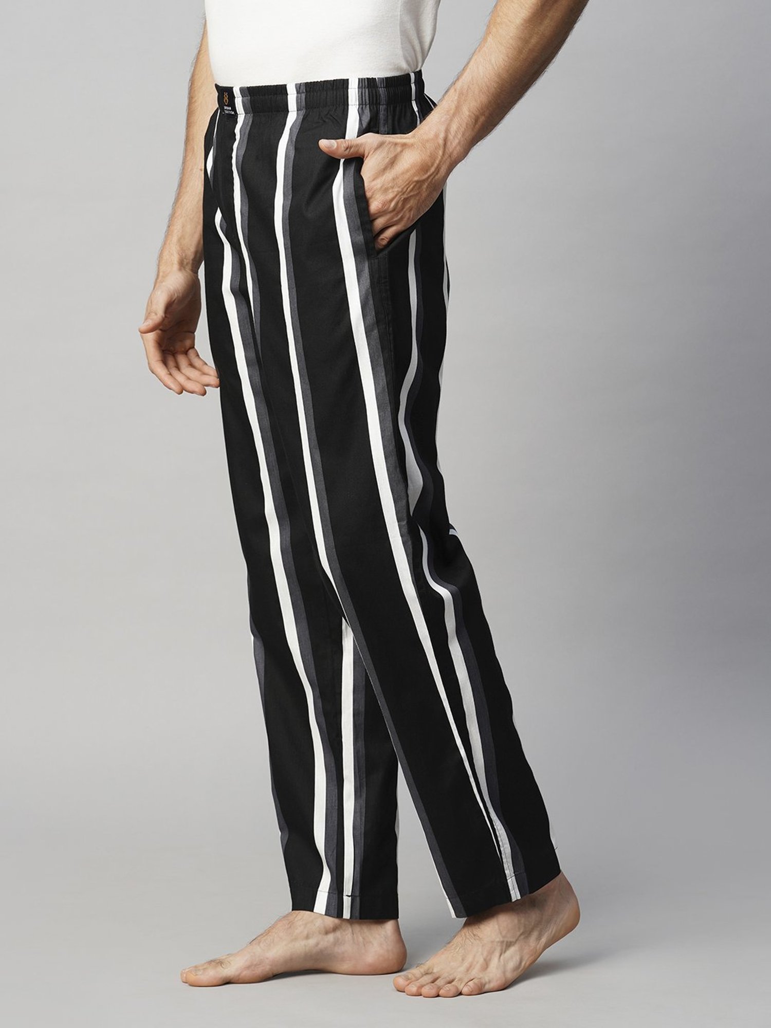 Crimsoune Club White Cotton Regular Fit Printed Lounge Shorts