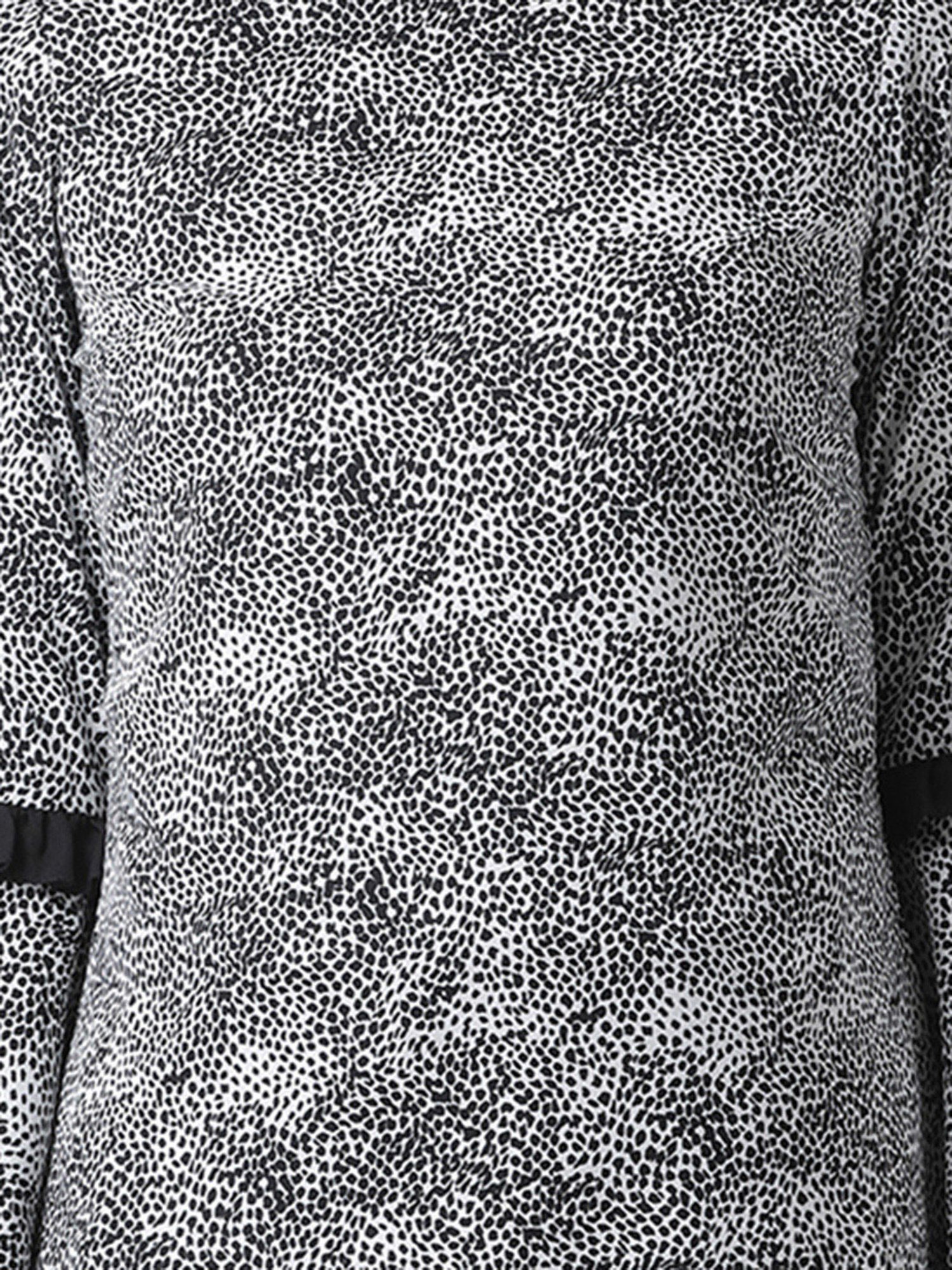 KASSUALLY Black & White Printed Top