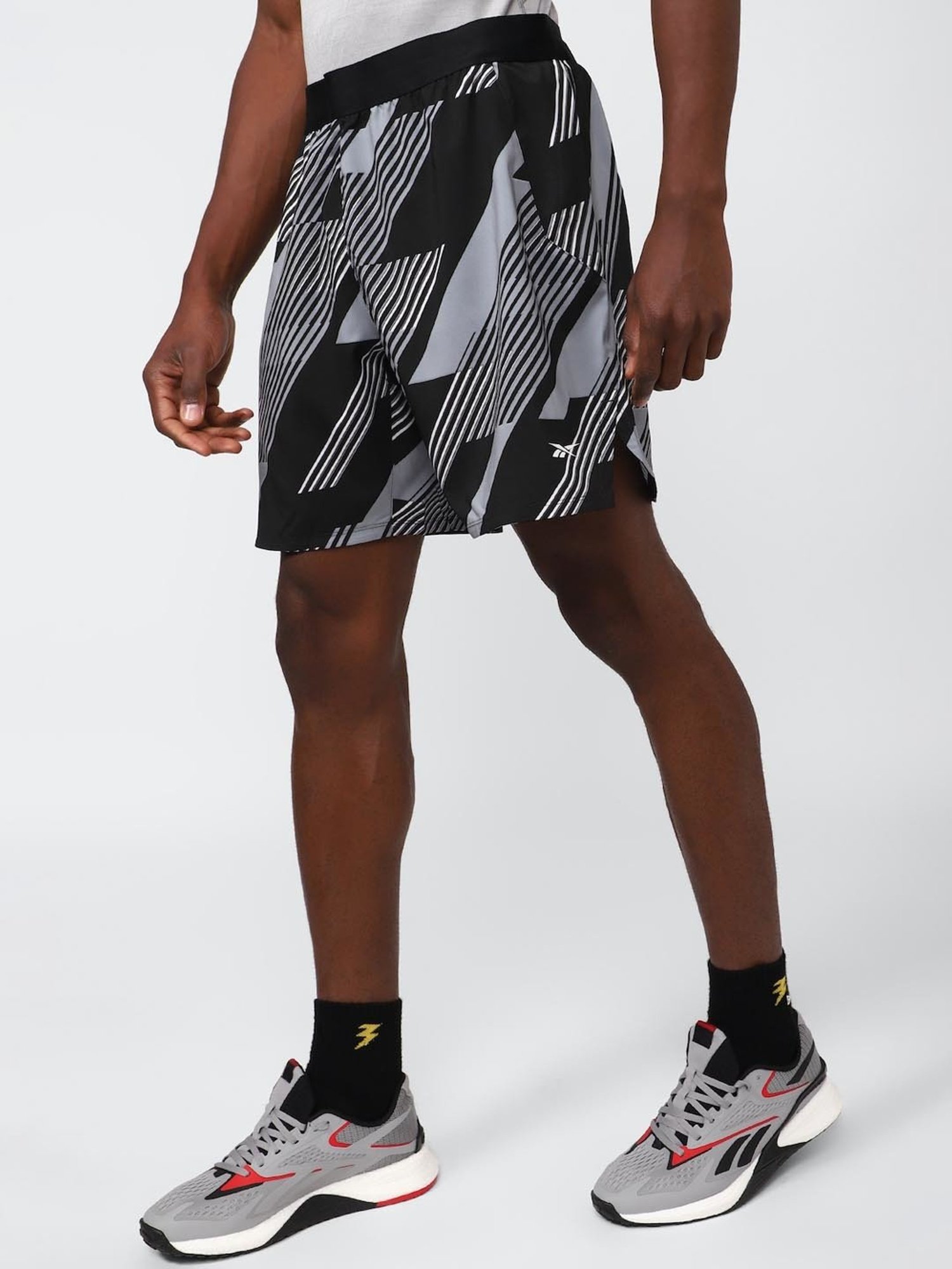 Reebok Black Regular Fit Printed Sports Shorts