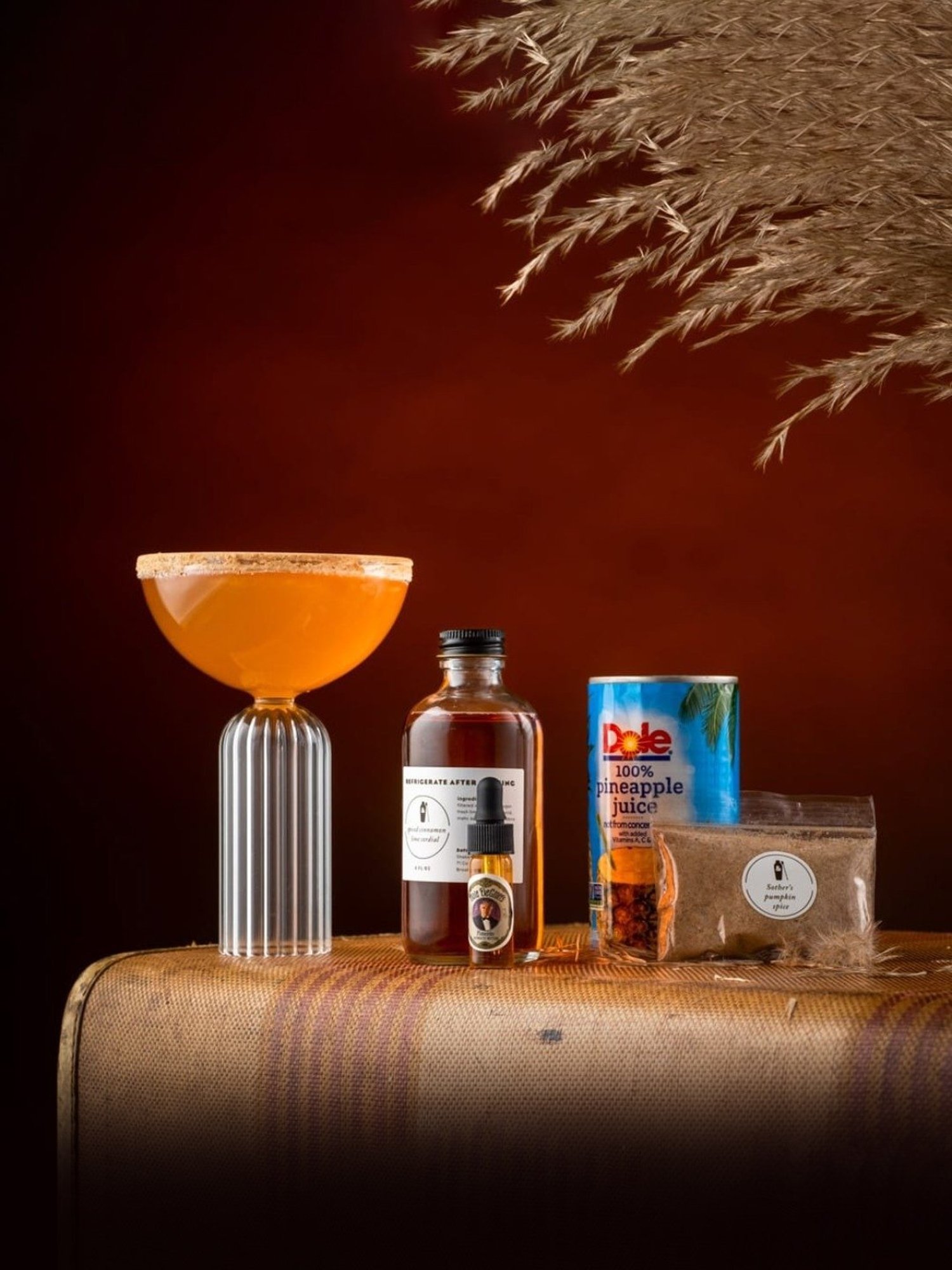 Melbify Ribbed Stem Coupe Fancy Transparent Cocktail Glass 250ml - Set of 2