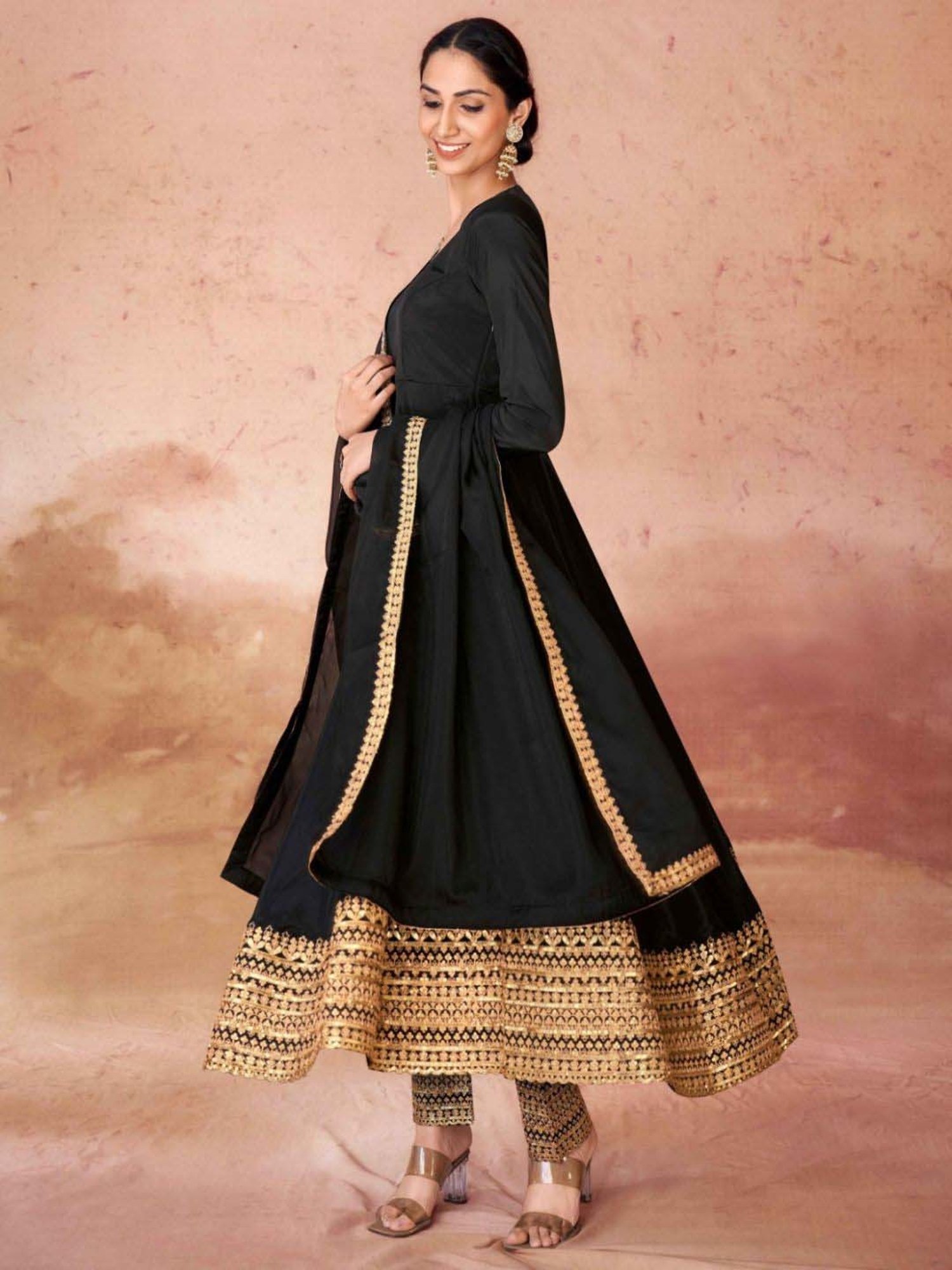 Odette Black Embroidered Kurta Pant Set With Dupatta