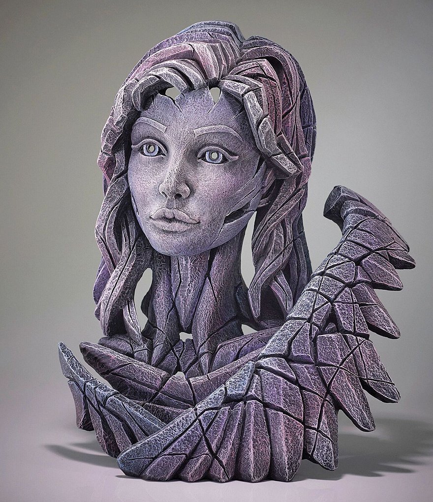 Edge Sculpture by Enesco Angel Figure