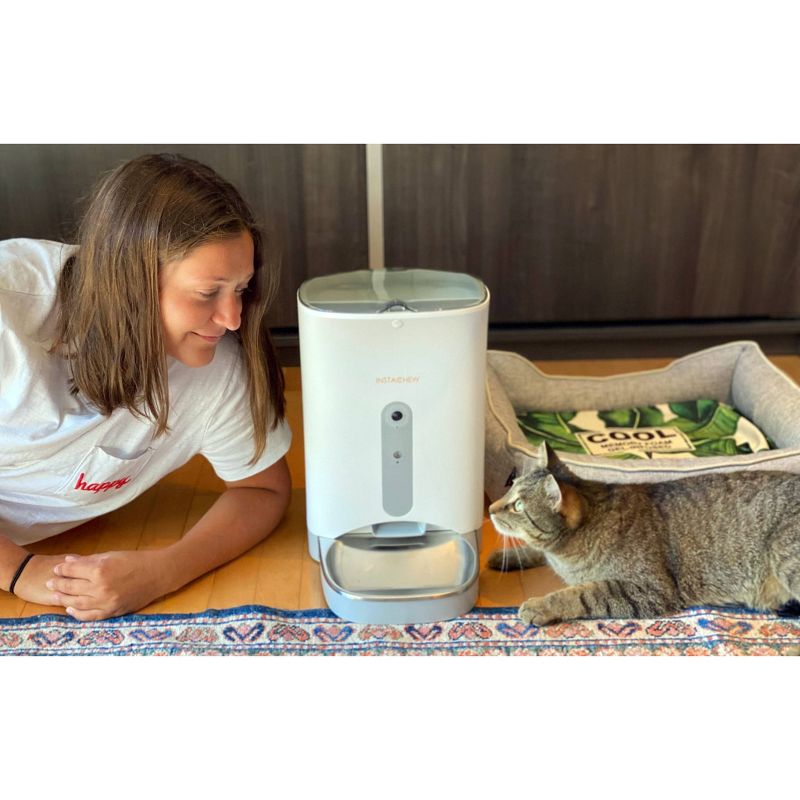 InstaChew Smart Pet Feeder – White