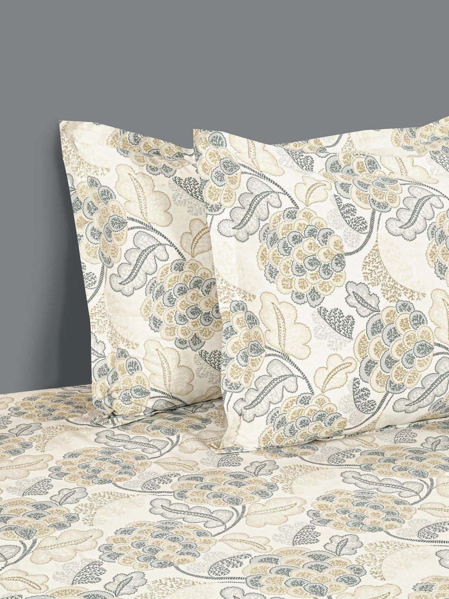 Swayam Grey & Brown Cotton 144 TC Double Size Bedsheet With Pillow Covers