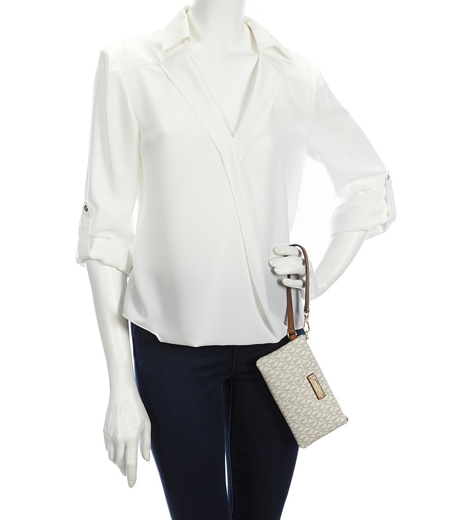 Michael Kors Jet Set Signature Medium Wristlet