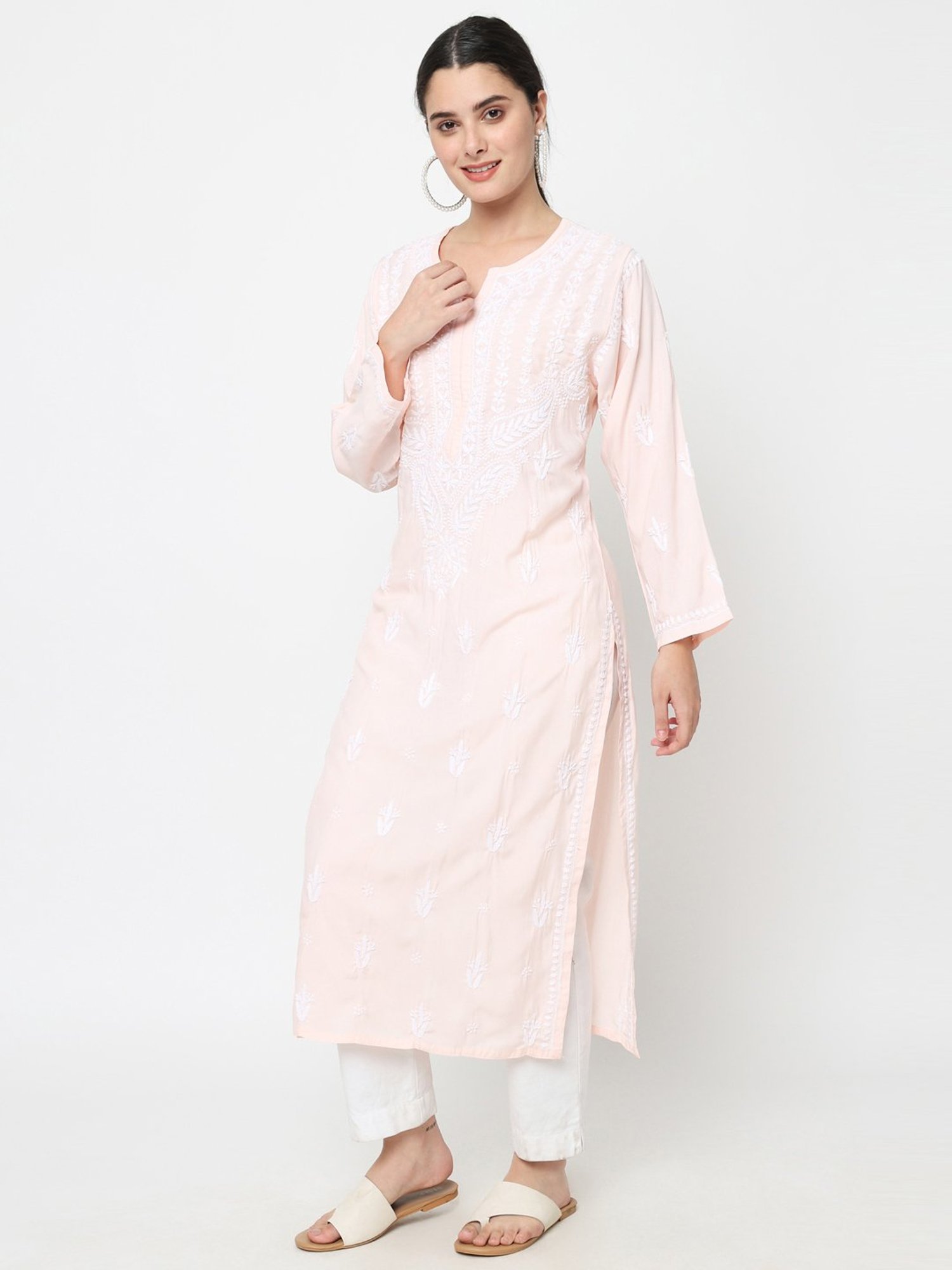 PARAMOUNT CHIKAN Peach Chikankari Straight Kurta