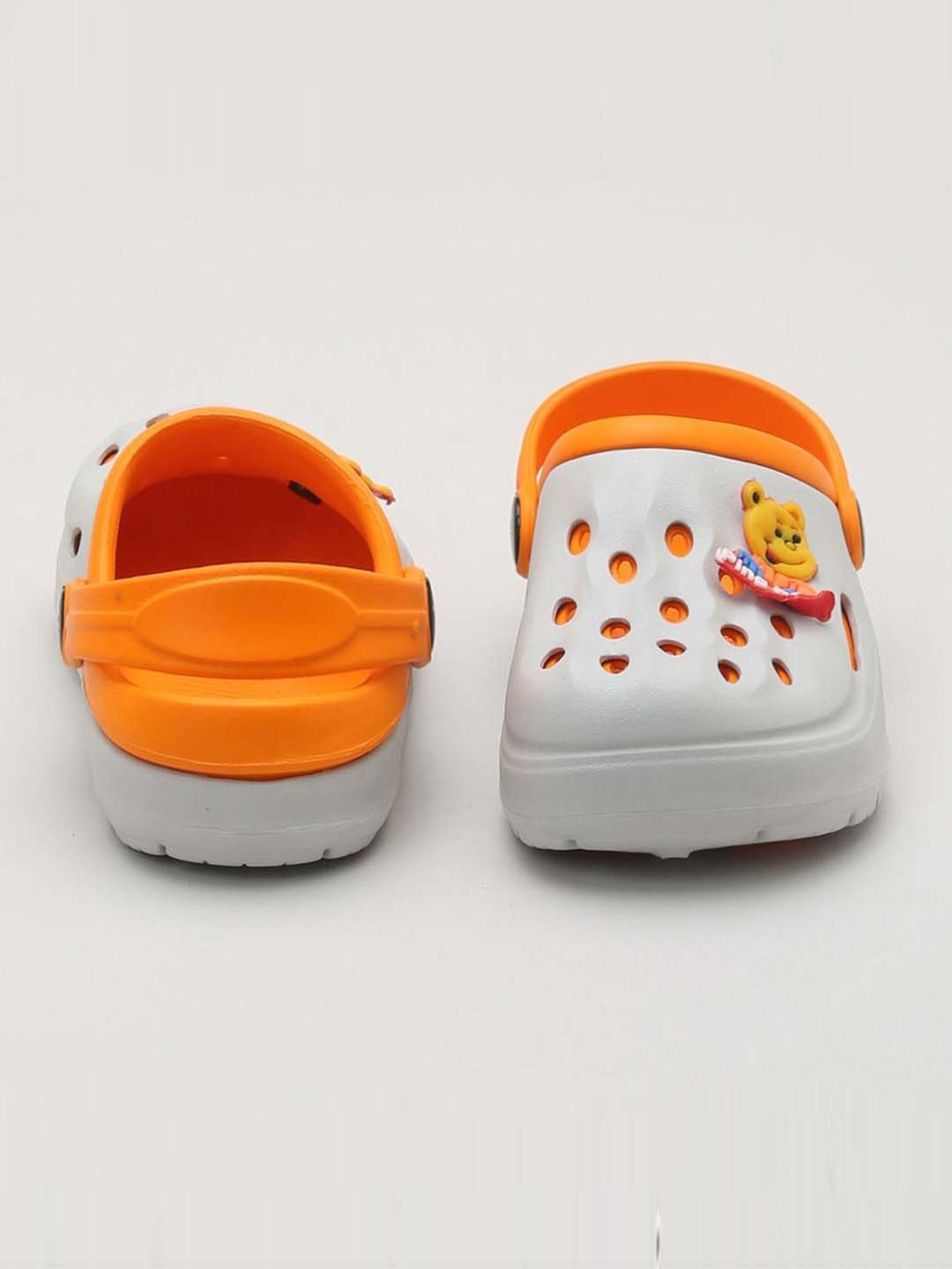 Priaansha Kids Grey & Orange Back Strap Clogs