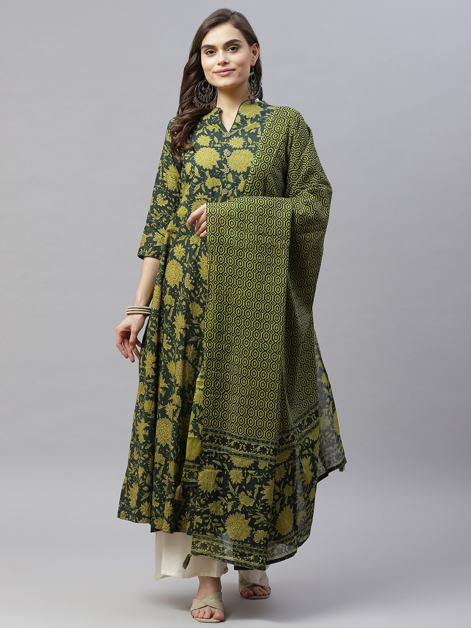 Miravan Green Floral Print Anarkali Kurta With Dupatta