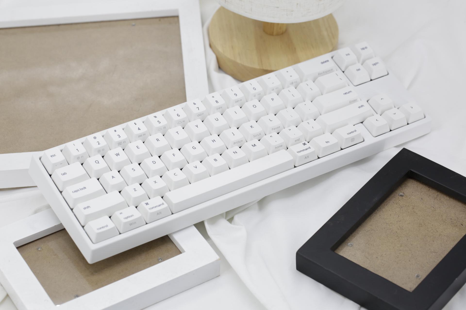 2, 60% Wired/Wireless Mechanical Keyboard (Kailh Box Brown Switch/White Case) - Full Keys Programmable - True RGB Backlit - Tap Arrow Keys - Double Shot PBT Keycaps - NKRO - 1900mAh Battery