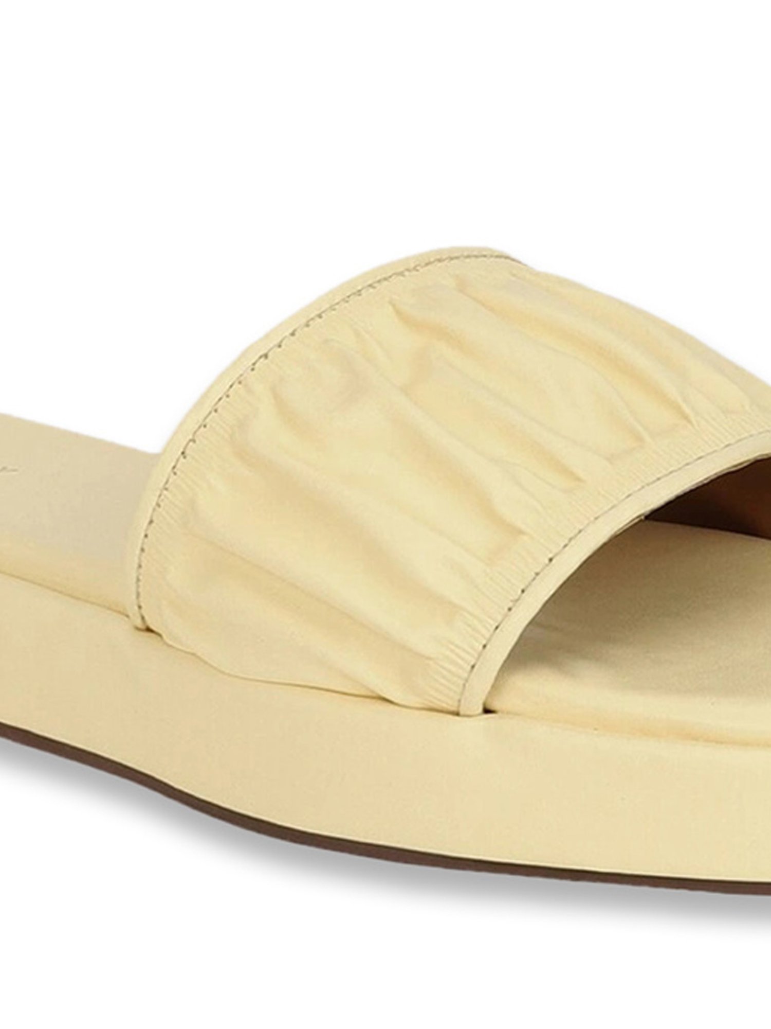 Floatz by Bata Women's 1.1 E 24 Green Slides