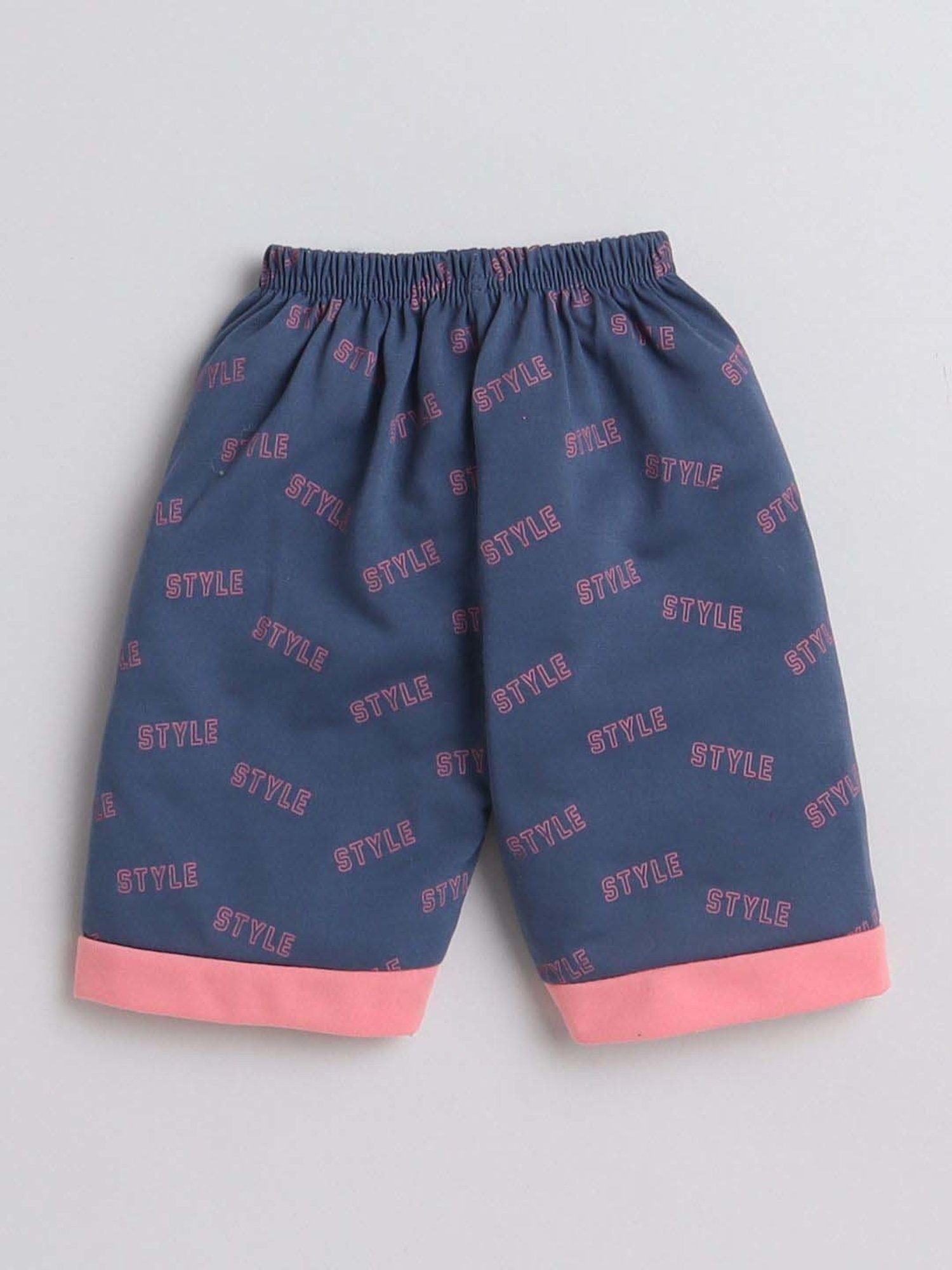 Fourfolds Unisex Pink Printed Clothing Set