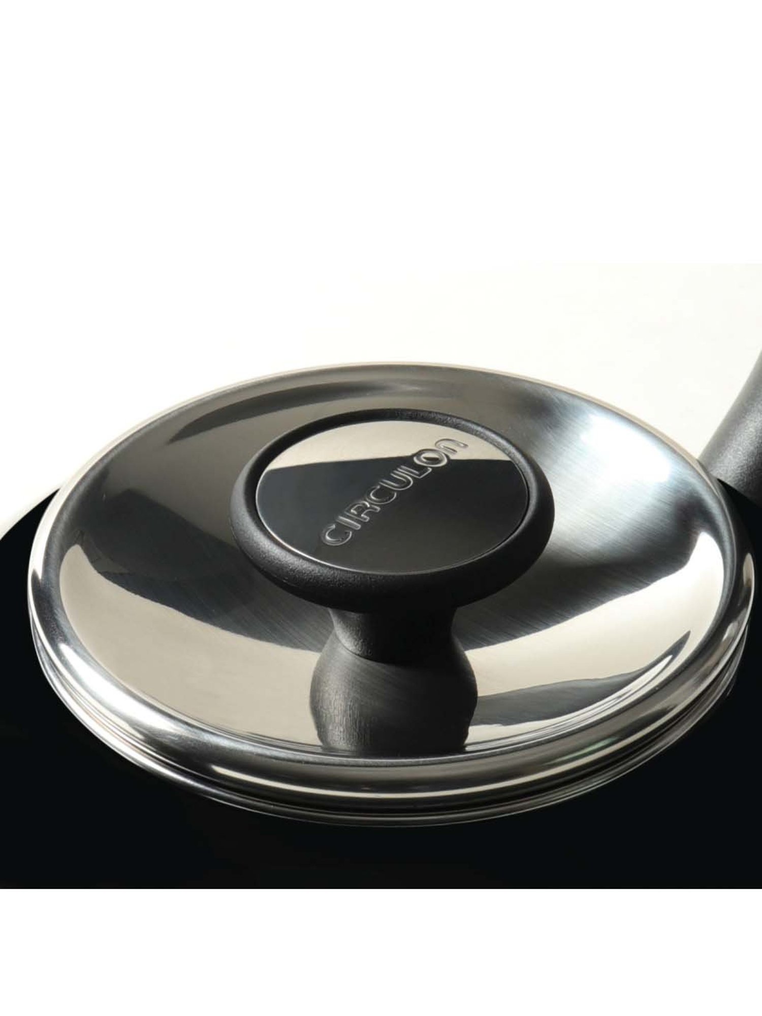 Circulon Enamel Black On Steel Whistling Tea Kettle (1.9 Liters)