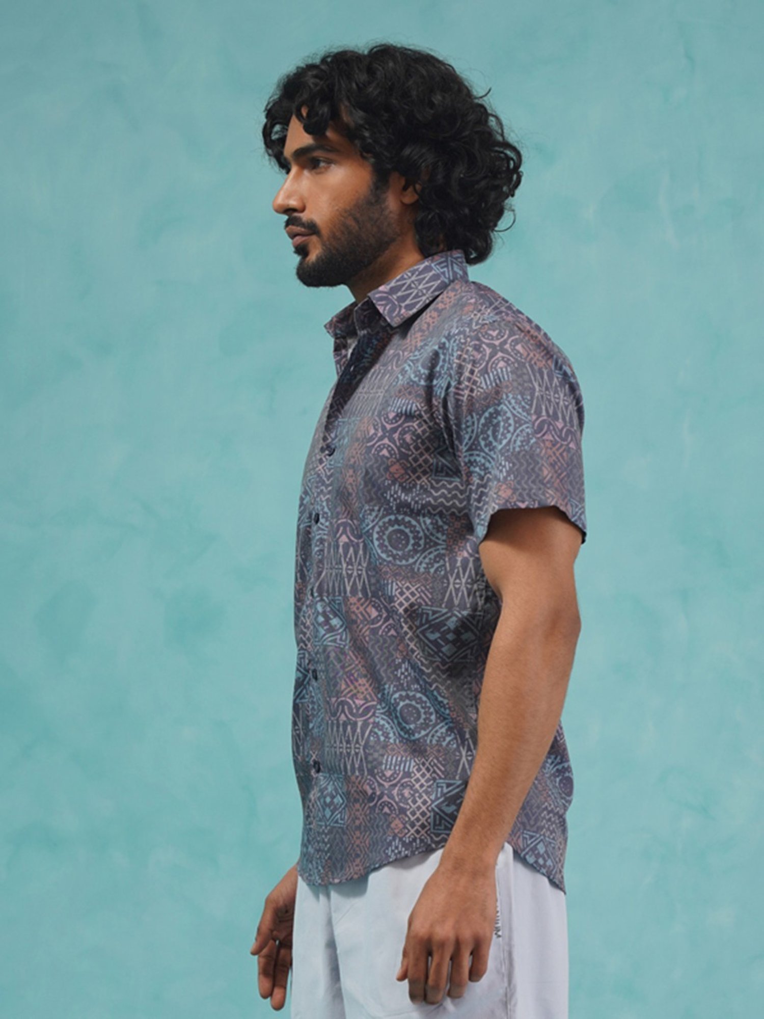 Indian Needle Grey Cotton Regular Fit Printed Shirt