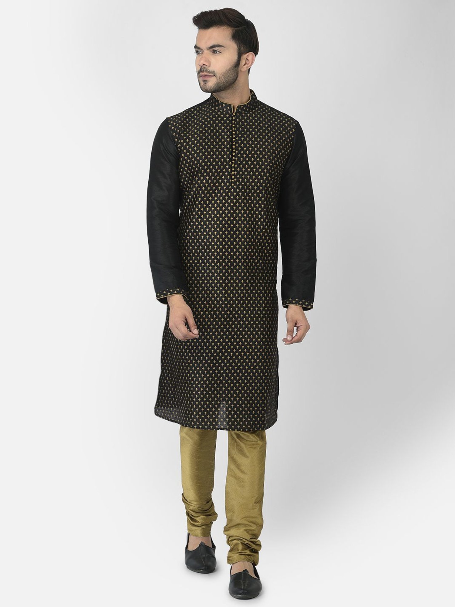 Deyann Black & Green Regular Fit Self Pattern Kurta Set With Jacket