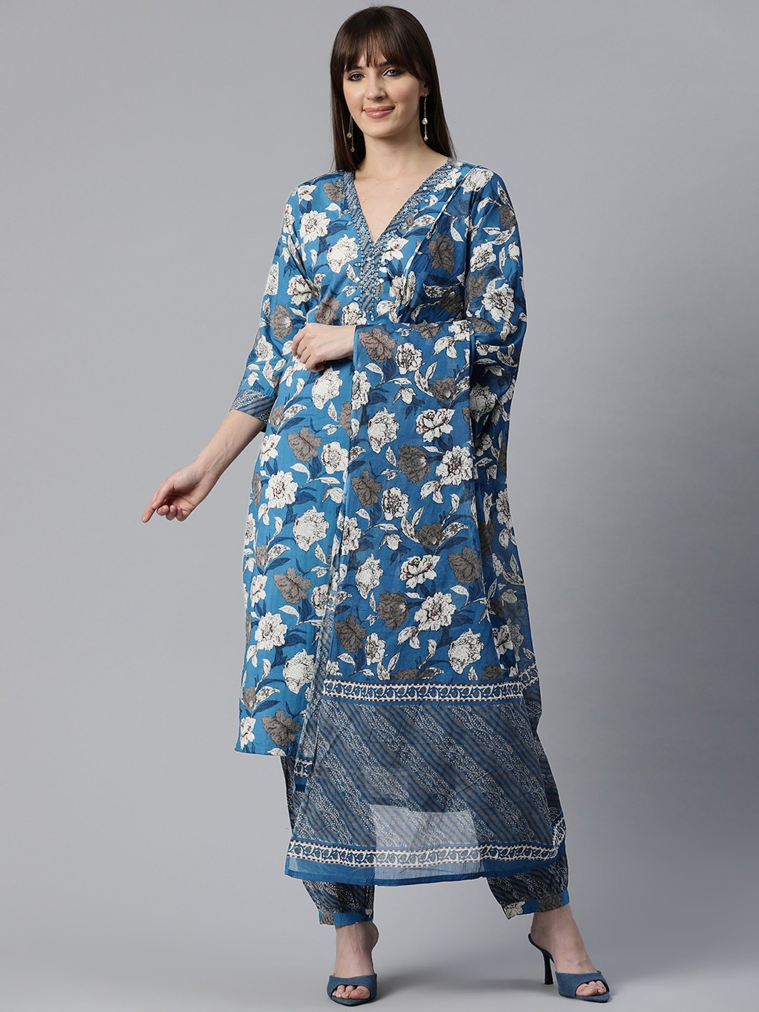 READIPRINT FASHIONS Blue Cotton Floral Print Kurta Salwaar Set With Dupatta