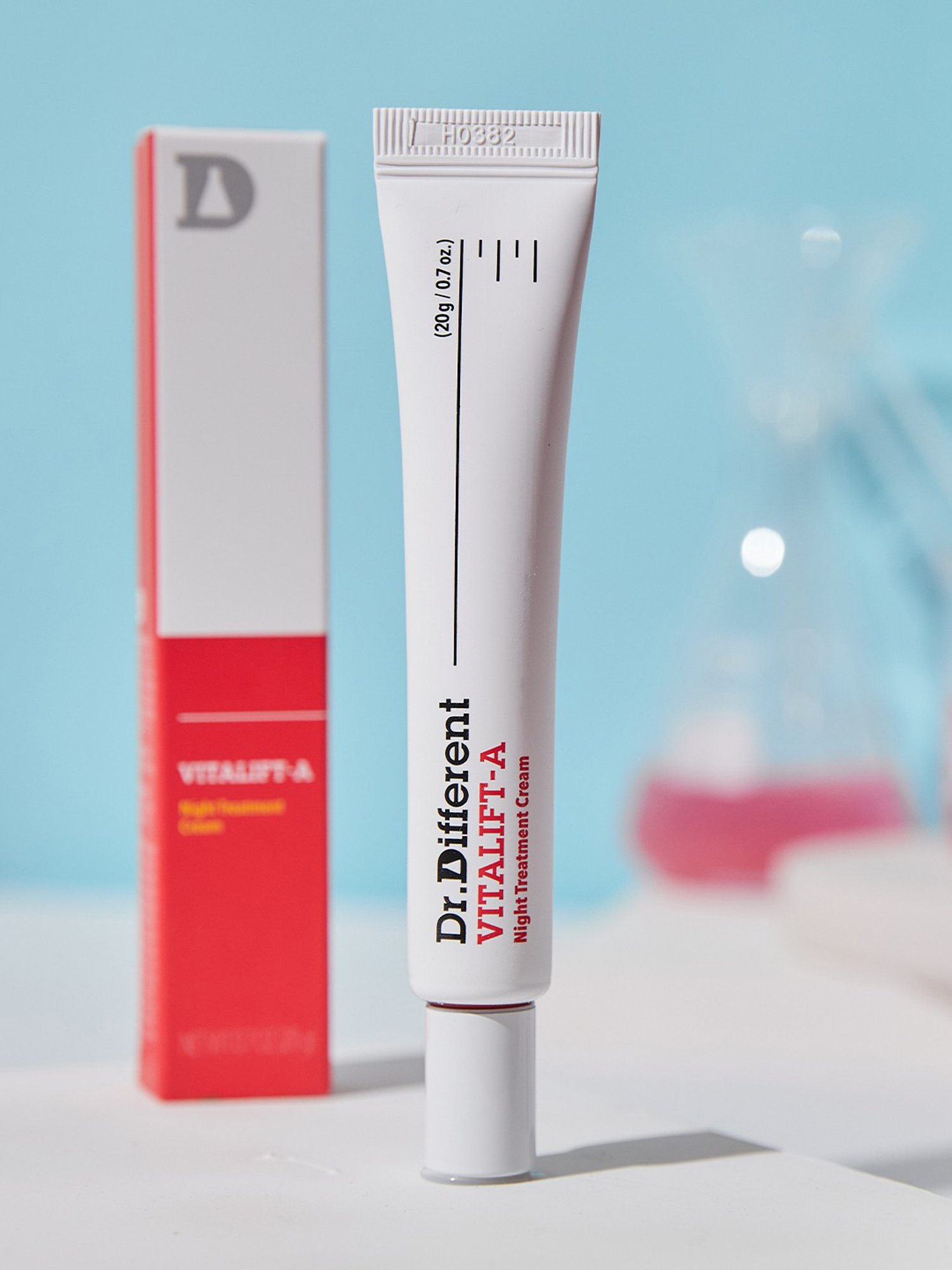 Dr. Different Vitalift A Night Treatment Cream - 20 gm