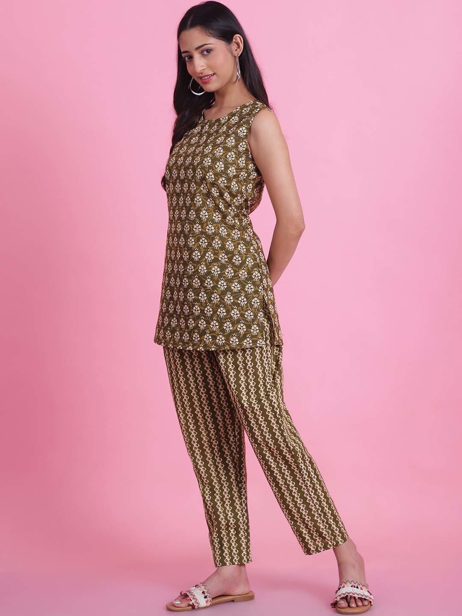Prakrti Green Cotton Printed Top Pant Set