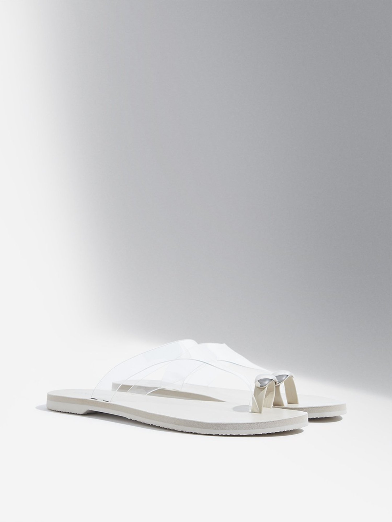 LUNA BLU by Westside Ivory Vinyl Strap Toe-Ring Slides