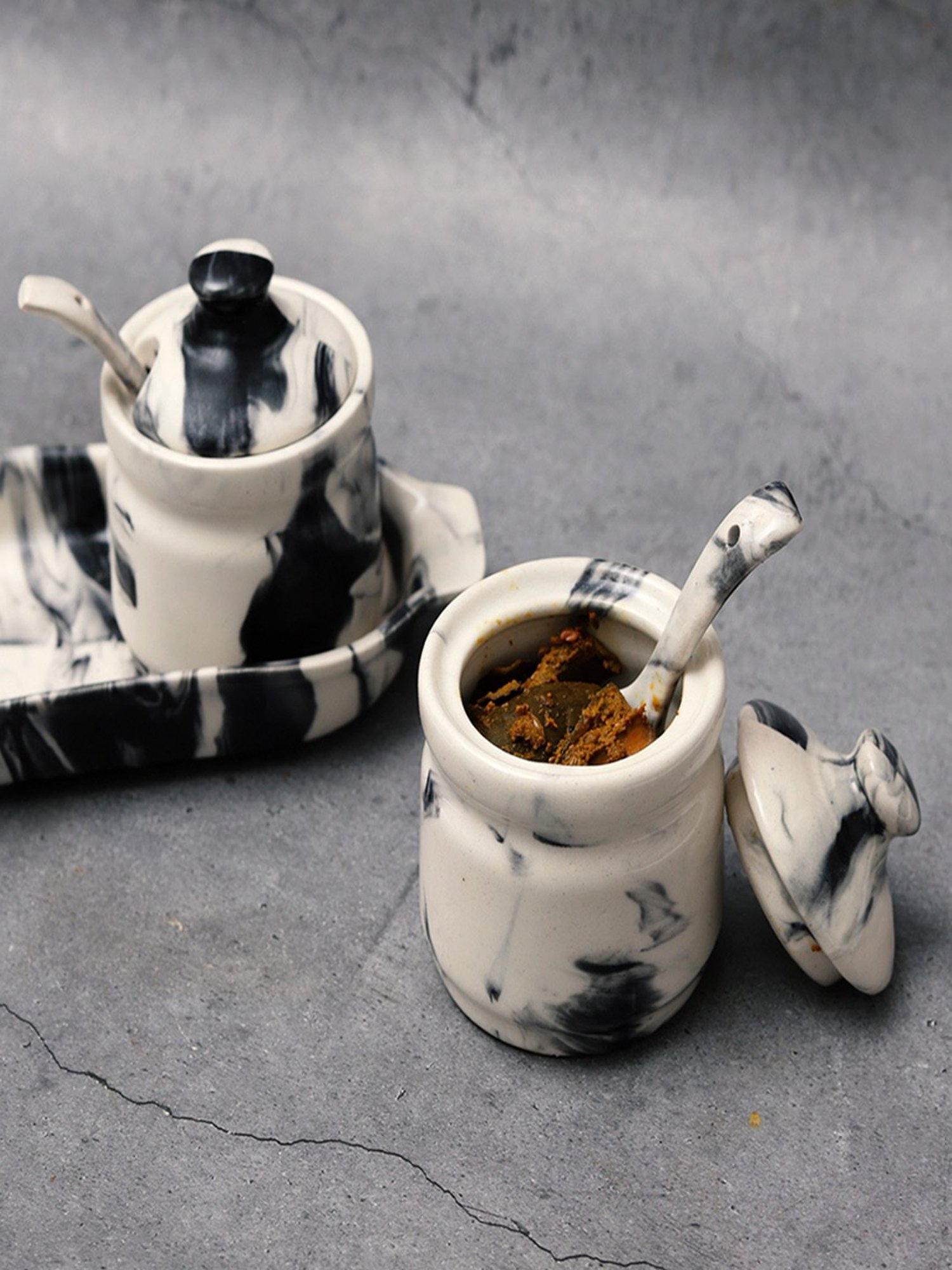 Unravel India Vintage Chronical of Italy Multicolor Ceramic Tray & Spoon