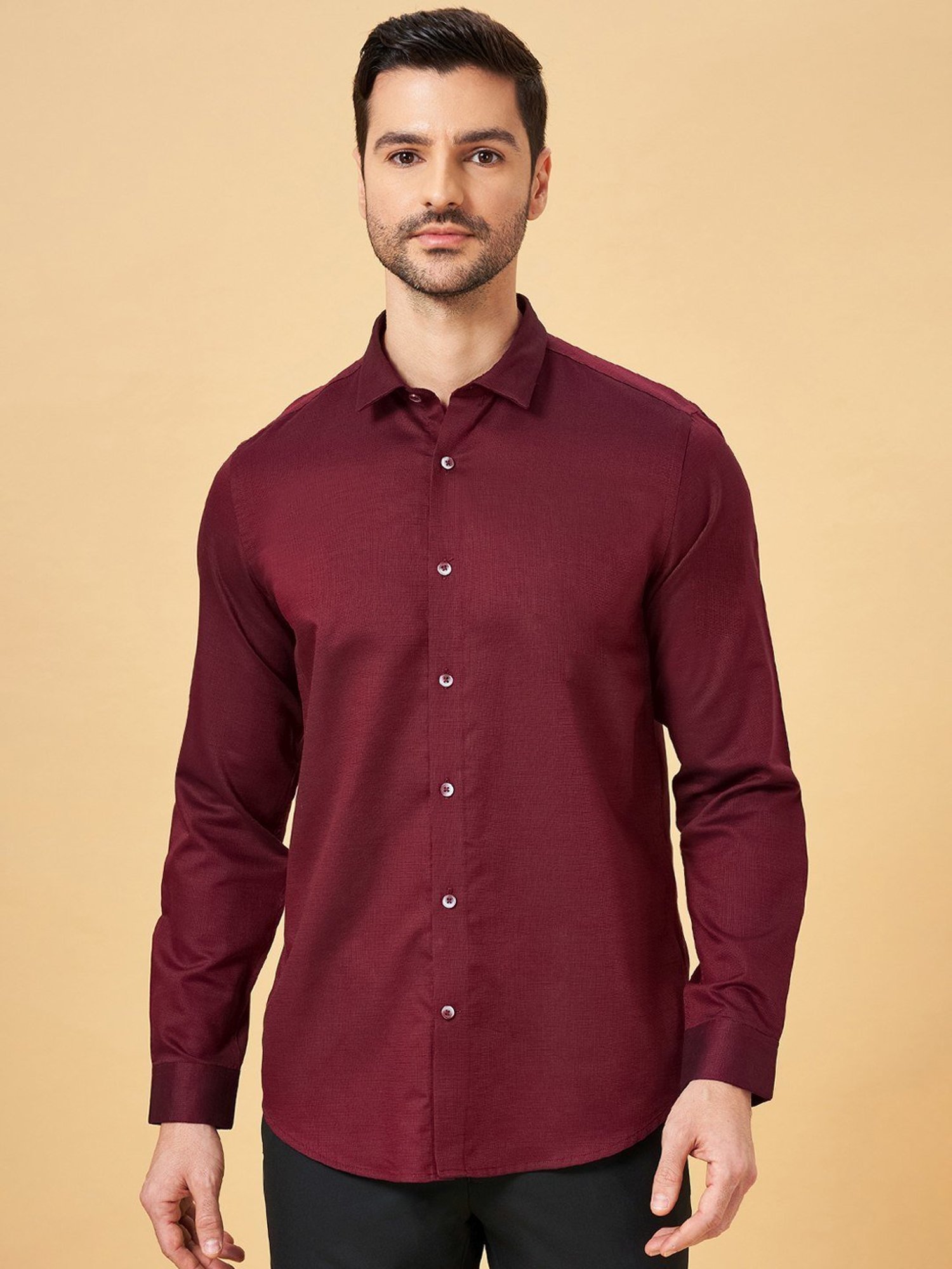 Peregrine by Pantaloons Wine Cotton Slim Fit Texture Shirt