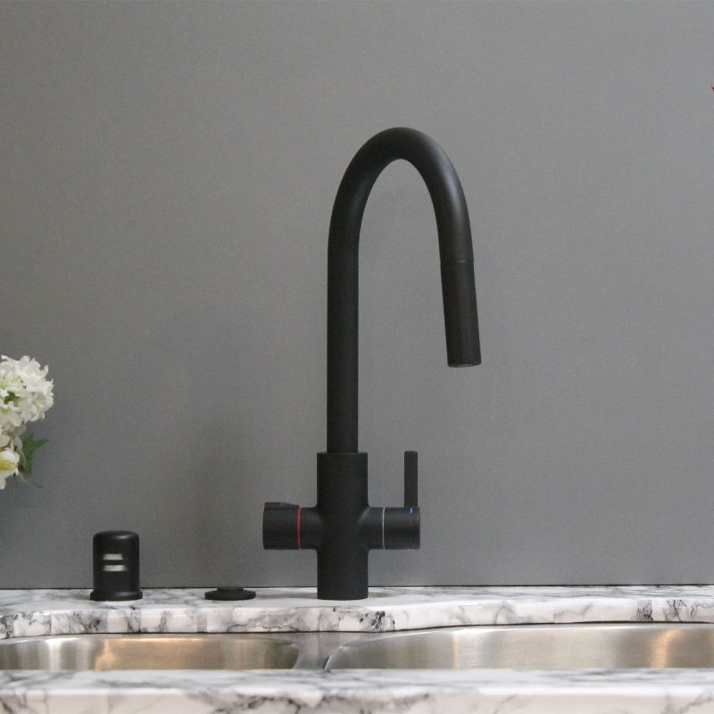 Berkley Square White Polypropylene Straws 400/Box (1245100) 