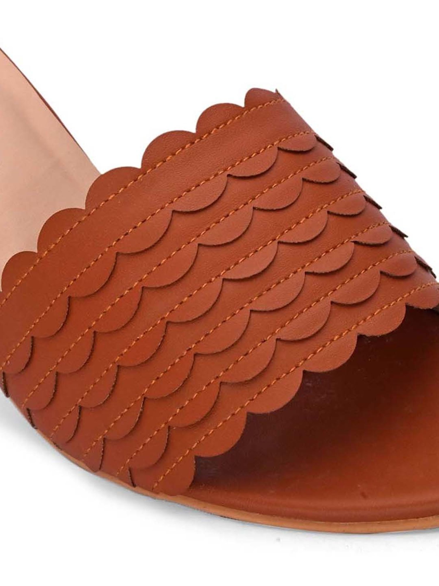 Hydes N Hues Women's Tan Casual Sandals