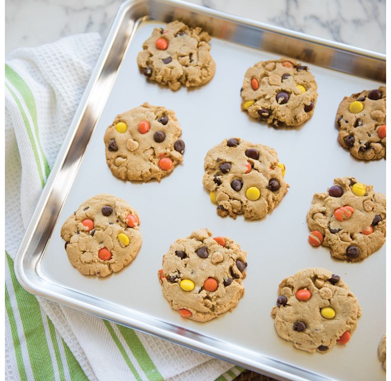 Nordicware Natural Aluminum Commercial Baker's Half Sheet (2 Pack), Silver