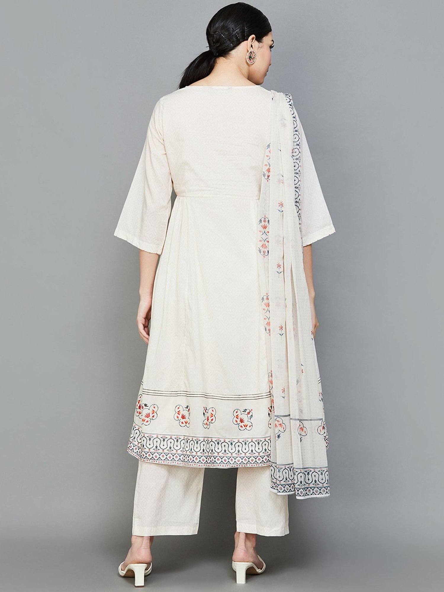 Melange by Lifestyle Off-White Cotton Floral Print Kurta Pant Set With Dupatta