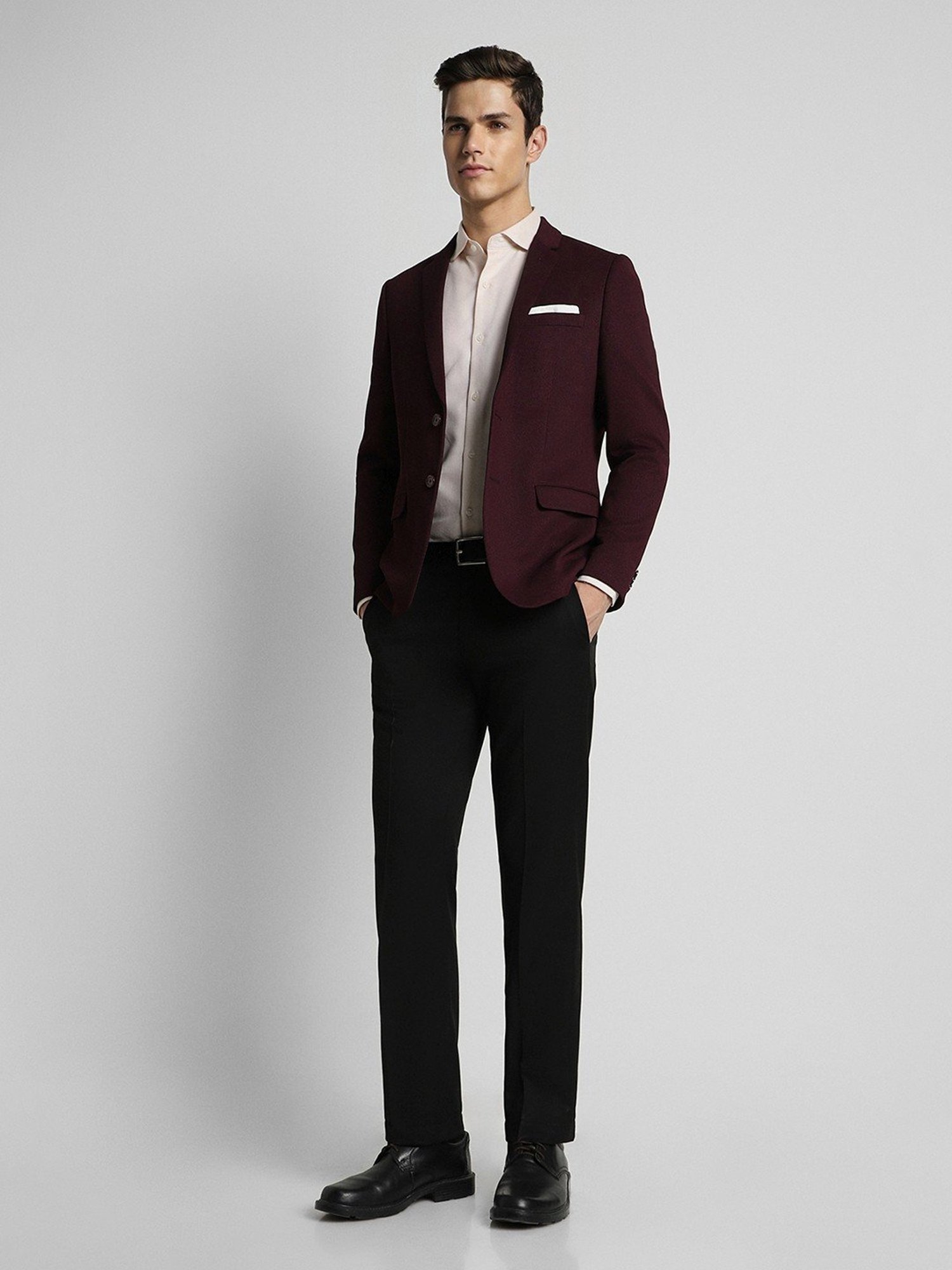 Vastramay Black Regular Fit Blazer