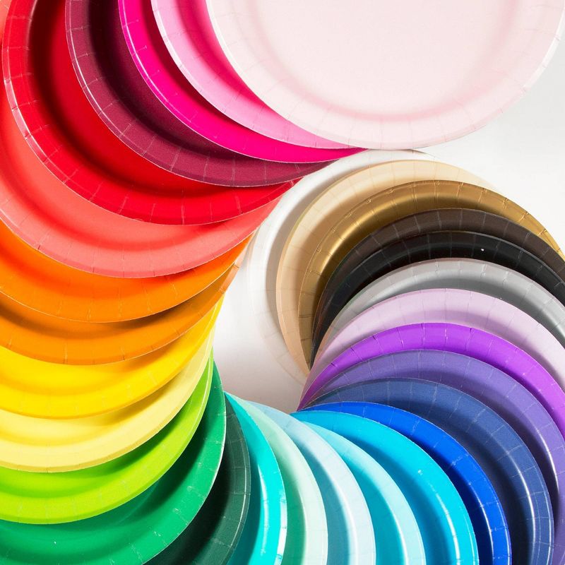 Sparkle and Bash 80-Pack 60th Birthday Disposable Paper Plates 9" Black Party Supplies