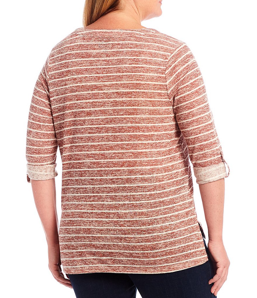 Bobeau Plus Size Stripe Print Texture Knit Band Split Round Neck Roll-Tab 3/4 Sleeve Hi-Low Top