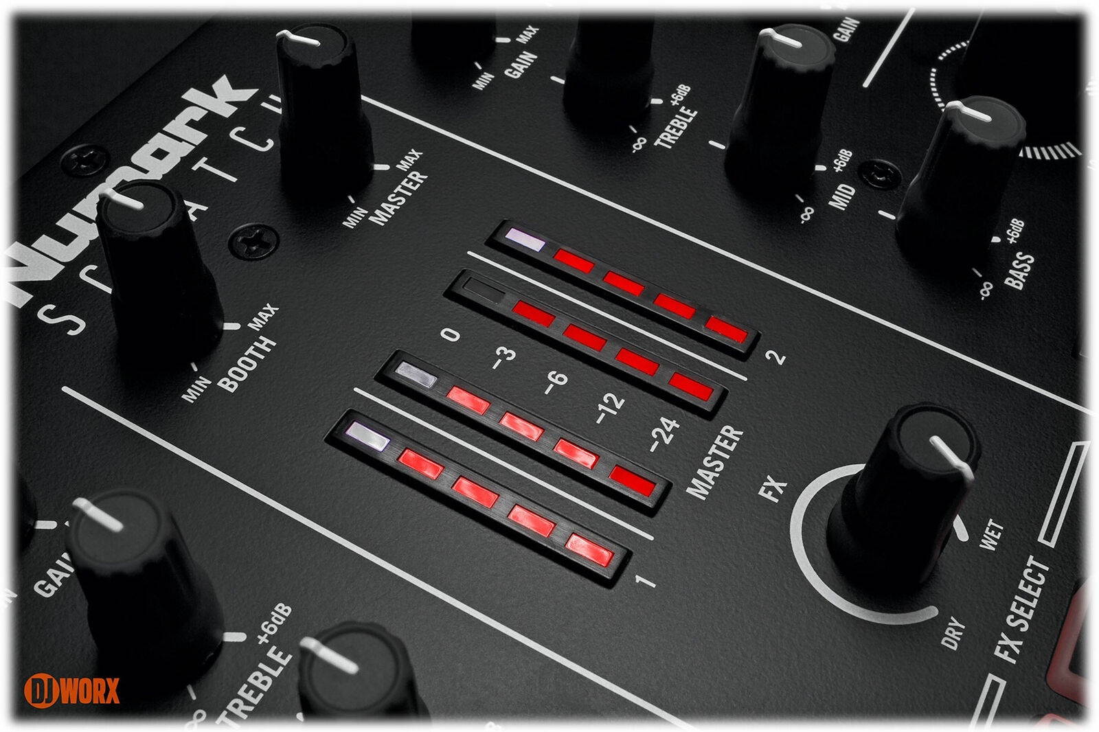 Numark Scratch 24-Bit 2-Channel Serato DJ Pro DVS Scratch Mixer + CAMOPACK