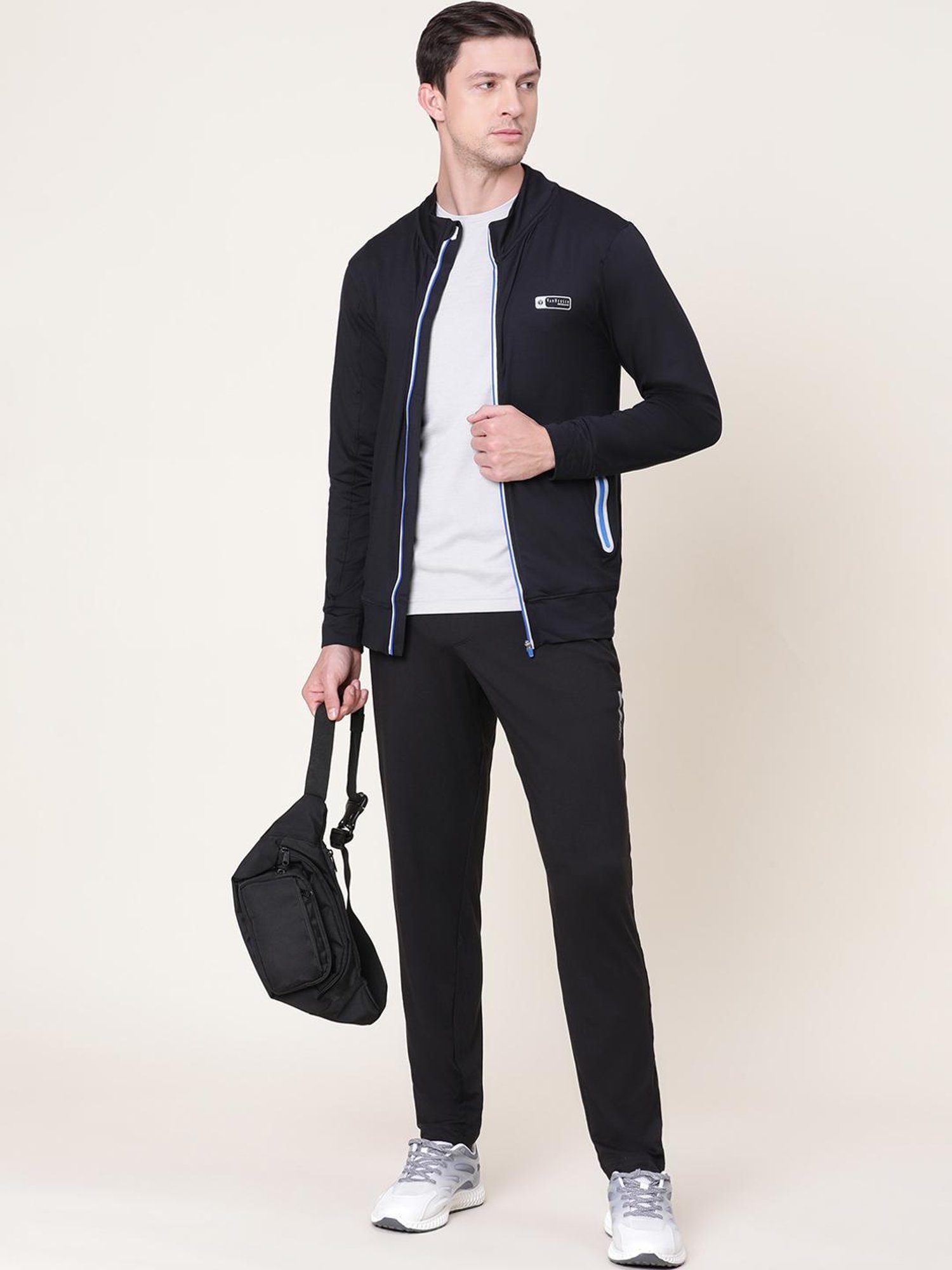 Slowave Teal Regular Fit Sports Hooded Jacket