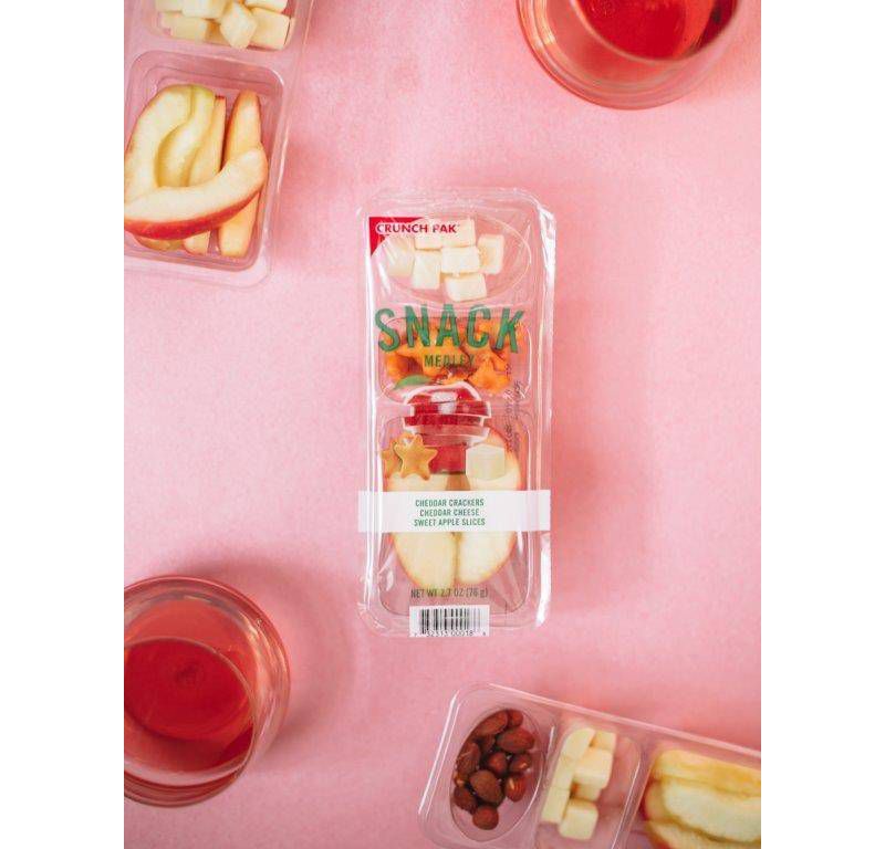 Crunch Pak Snack Medley: Apples, Crackers, & White Cheddar - 3oz