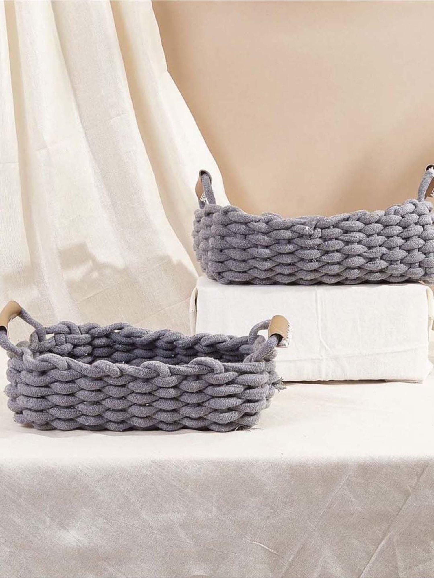 VarEesha Brown & Black Bamboo Multi-Purpose Basket - Set of 1