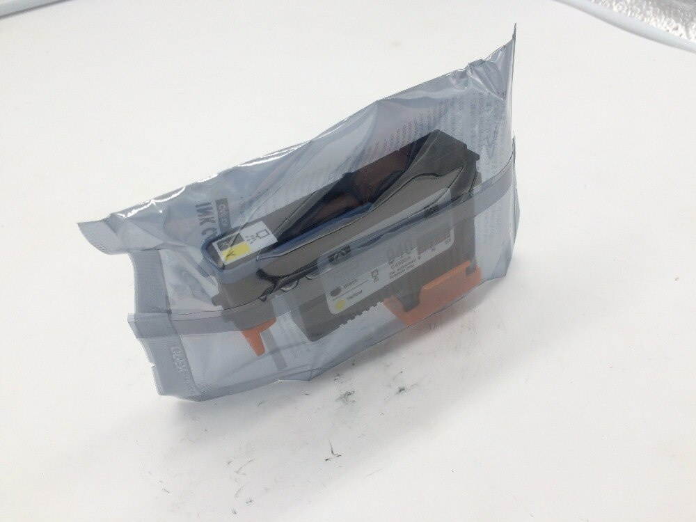 (2pcs/set)/Lot for 940 C4900A C4901A Printhead Black / Yellow Magenta / CyanFor HP OfficeJet Pro 8000 8500 Printer printer parts