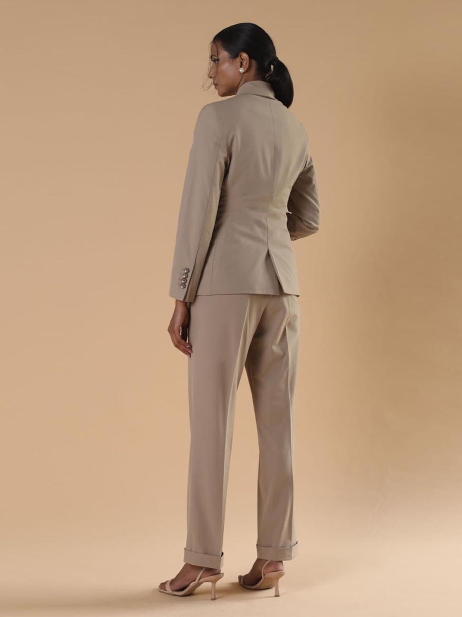 Qua Beige The Menaka Suit