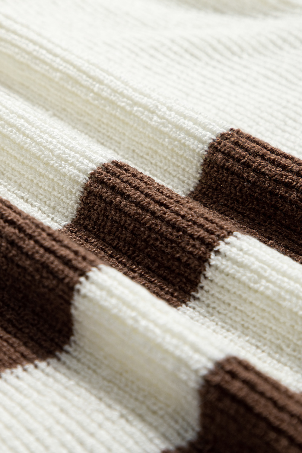 Light Blue Checkered Color Block Crew Neck Short Sleeve Sweater